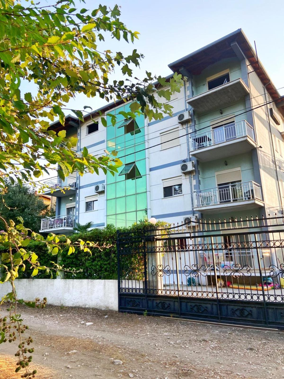 Prestige 4* Velipojë